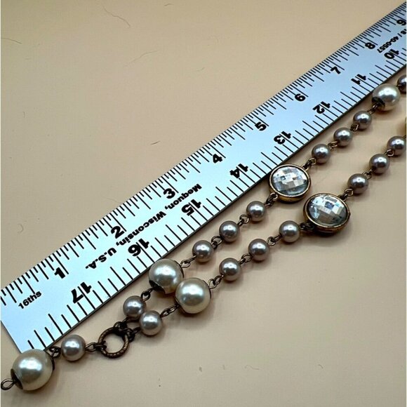 Vintage-Inspired Faux Pearl Necklace With Crystal Accents.  B97 - Picture 9 of 9